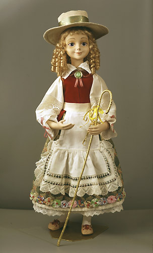 Фарфоровая кукла Пастушка